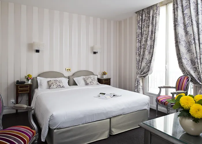 Saint-petersbourg Opera & Hotel Parijs