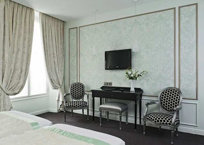 Saint-petersbourg Opera & Hotel Parijs