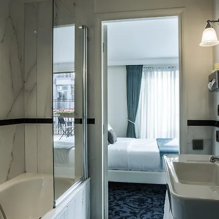 Saint-petersbourg Opera & 4*