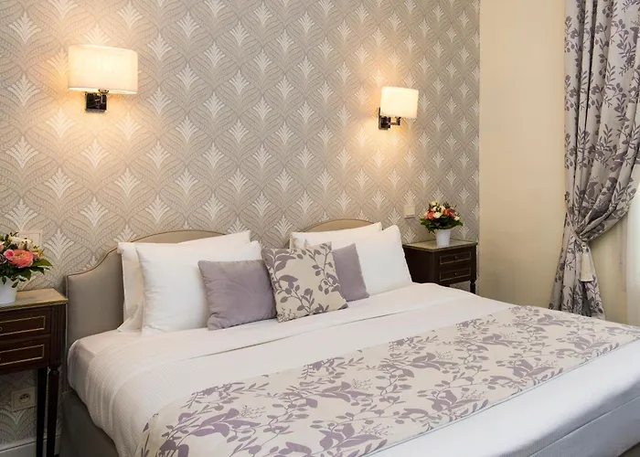 Hotell Saint-petersbourg Opera & 4*
