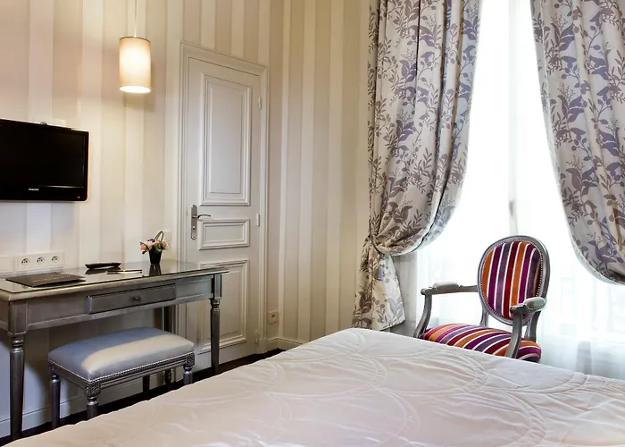 Saint-petersbourg Opera & 4*