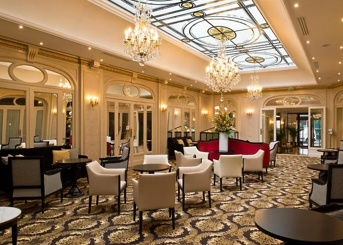 Hotel Saint-petersbourg Opera & 4*
