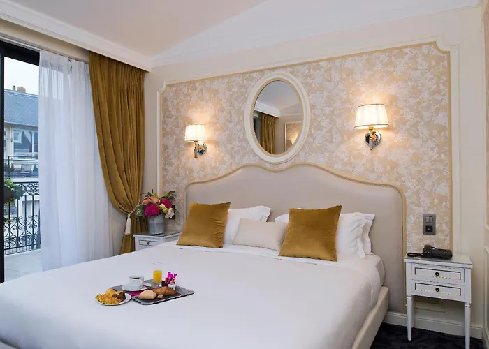 Hotel Saint-petersbourg Opera &