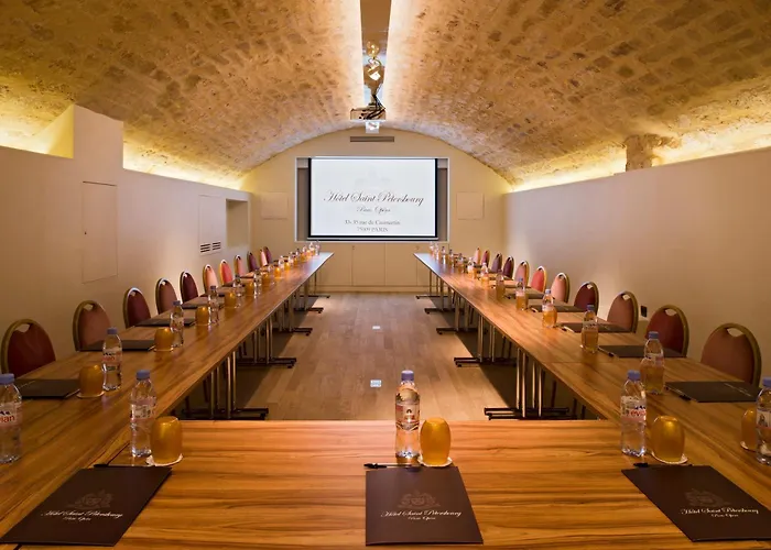 Saint-petersbourg Opera & Hotel 4*