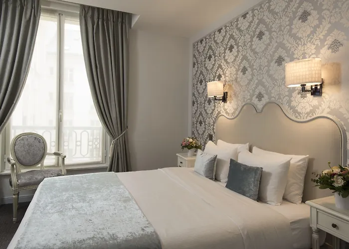 Saint-petersbourg Opera & Hotel Paryż