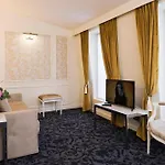 Saint-petersbourg Opera & Hotel