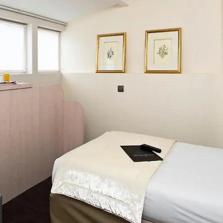 Hotell Saint-petersbourg Opera & 4*