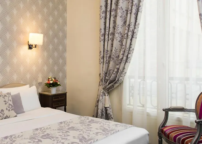 Saint-petersbourg Opera & 4*